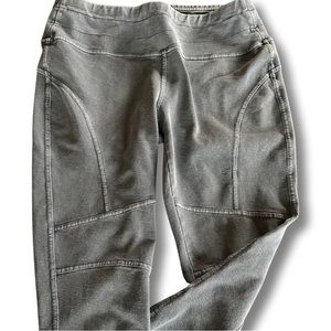 PrAna light denim colored leggings